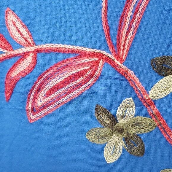 LIV Los Angeles Women’s Floral Embroidered, Butterfly sleeve Blouse, Size 1 X - Picture 3 of 6